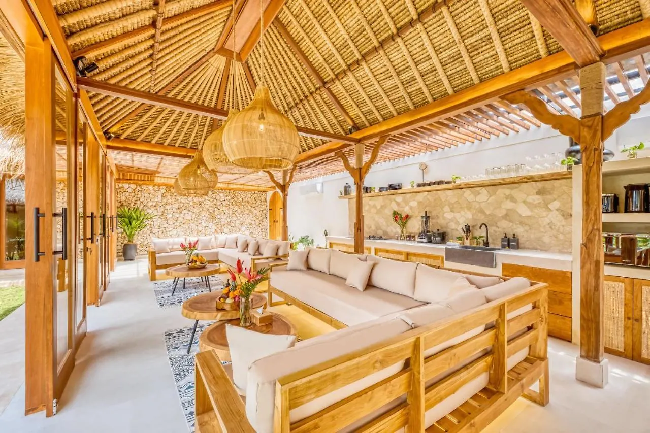 Villa Tango - New Luxurious 7Bdr Prime Location Seminyak  Seminyak (Bali)