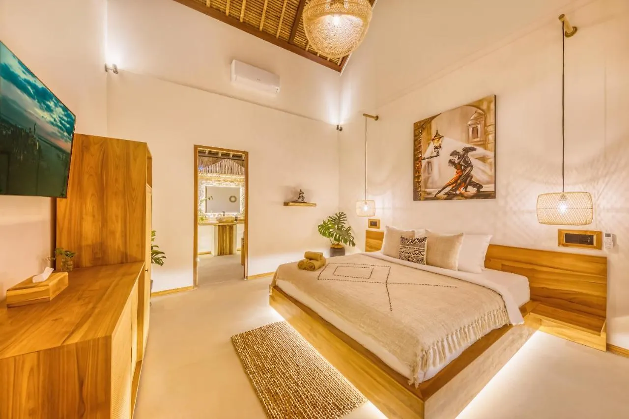 Villa Tango - New Luxurious 7Bdr Prime Location Seminyak