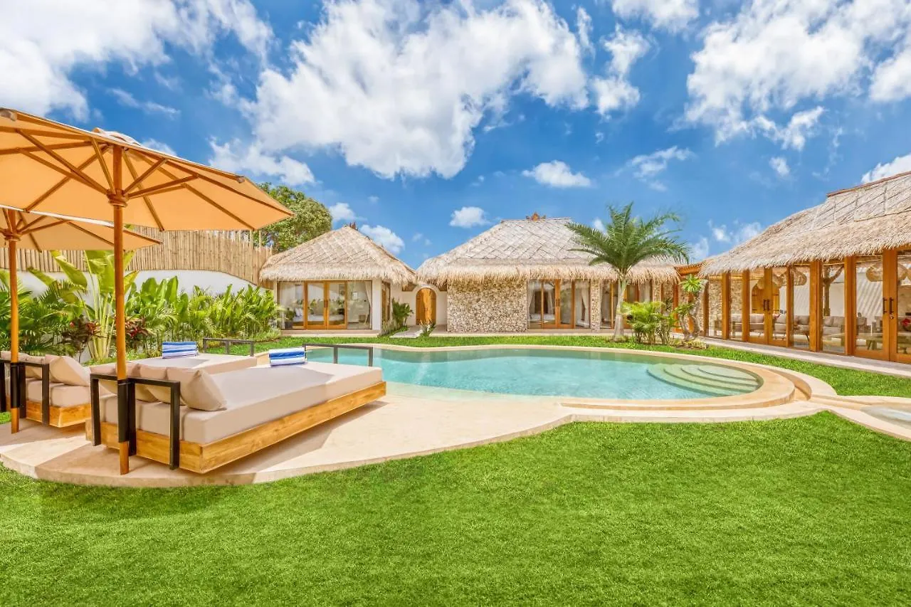 Villa Tango - New Luxurious 7Bdr Prime Location Seminyak